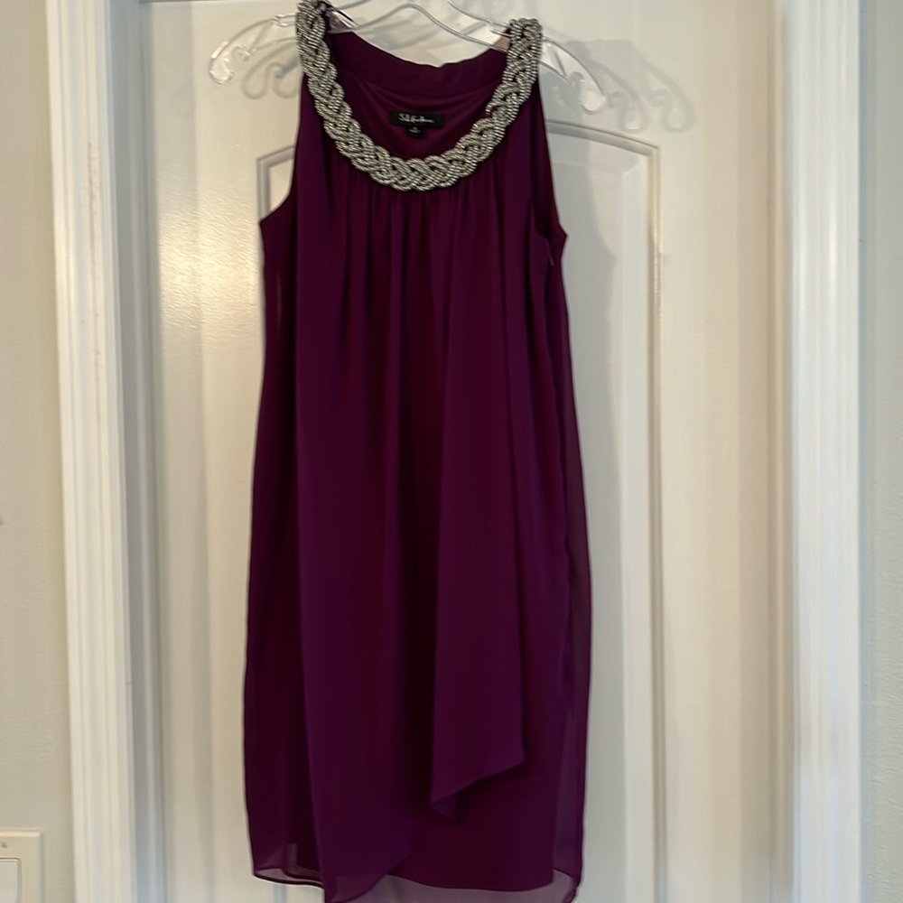 S.L. Fashion sleeveless dress
